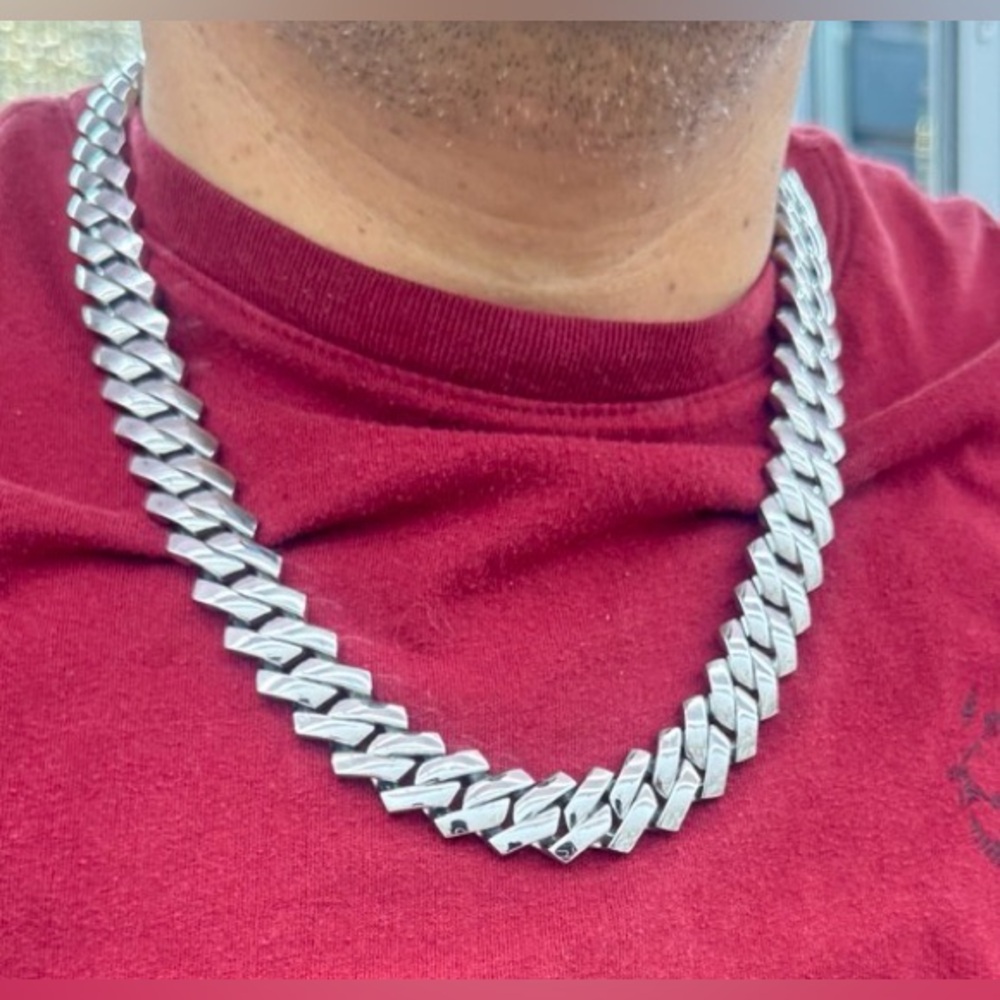 Men Chain : Necklace 
stainless steel  link chain #hiphop
Stainless Steel